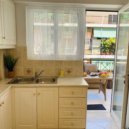 2 Bd Top Floor Aprt With Acropolis View Athens Exterior photo